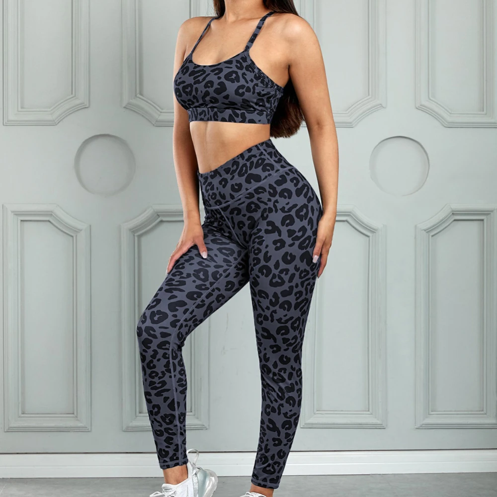 

New Yoga Clothing Suits New Yoga Tight Running Fitness Sports Leopard Print Set Ladies Fitness Clothing
