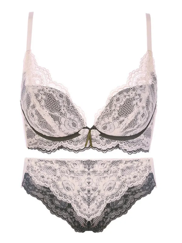 Комплект женского кружевного нижнего белья с чашками пуш-ап 2 шт. |
