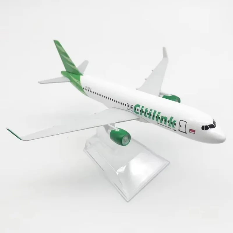 Масштаб 1:400 320 металлическая копия самолета 16 см Indonesia Liancheng Airlines A320 Airbus литая