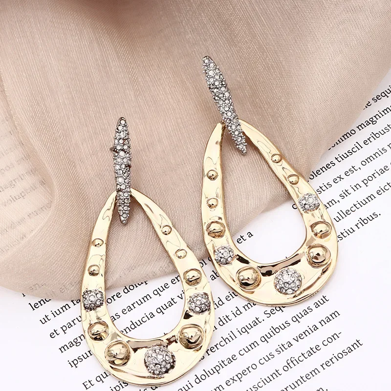 

European And American Exaggerated Fashion Simple Large Earrings Drop-Shaped Simple Trend Earrings
