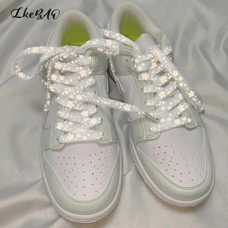 

1Pair 120CM Luminous Shoe Laces Night Glow Shoelace Shoes Strings Quality Fluorescent Shoelaces For Sneakers Flat Laces