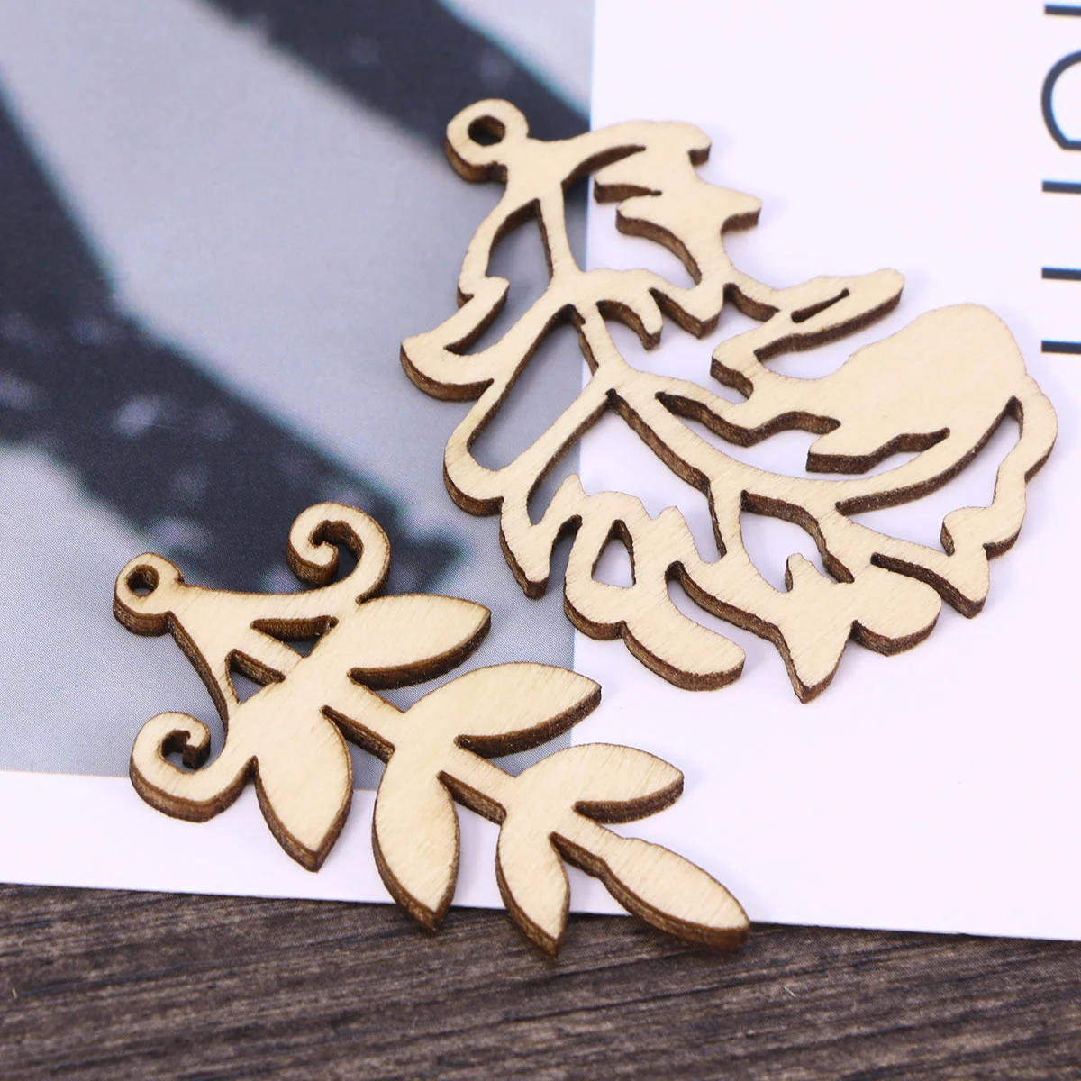

20pcs Mixed Patten Creative Beautiful Hanging Leaf DIY Leaf for Home Party Festival Decor