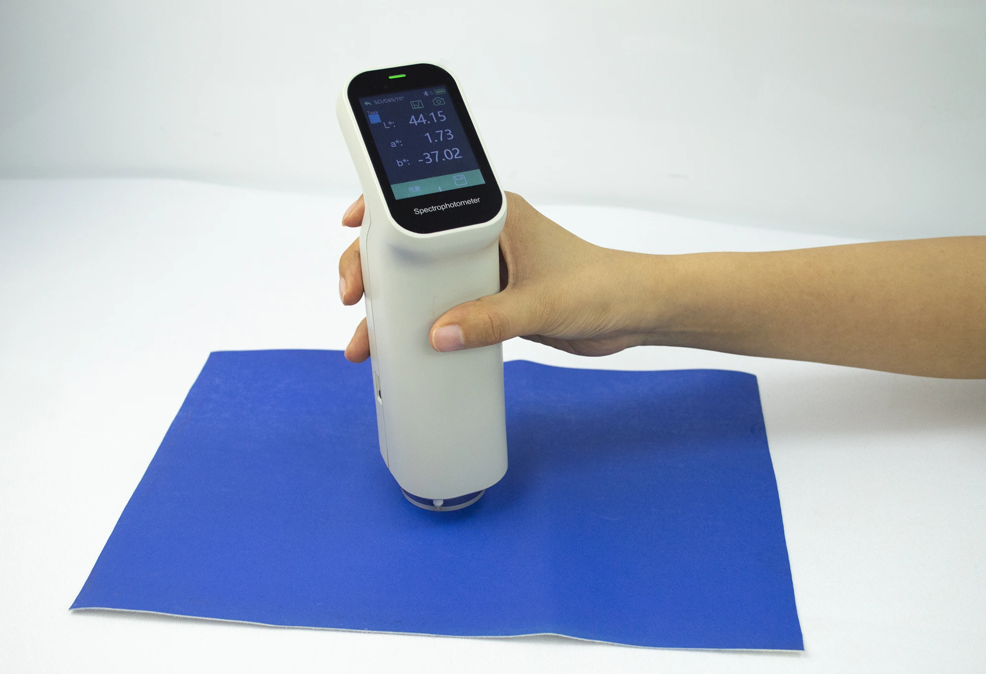 Портативный колориметр для измерения dE * ab лаборатории рисования печати пластика