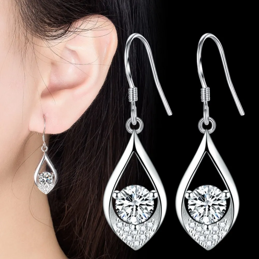 

Wholesale S925 Sterling Trendy Women's Fashion Jewelry High Quality Cubic Zirconia Hooked Heart Love Long Earrings
