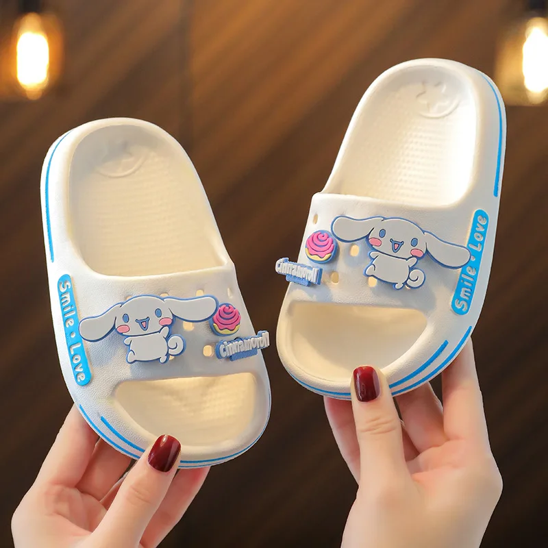 

Kawaii Cinnamoroll Childrens Sandals and Slippers Bathroom Anti-Skid Slippers Summer Cartoon Sanrios Hello Kitty Outdoor Sandals