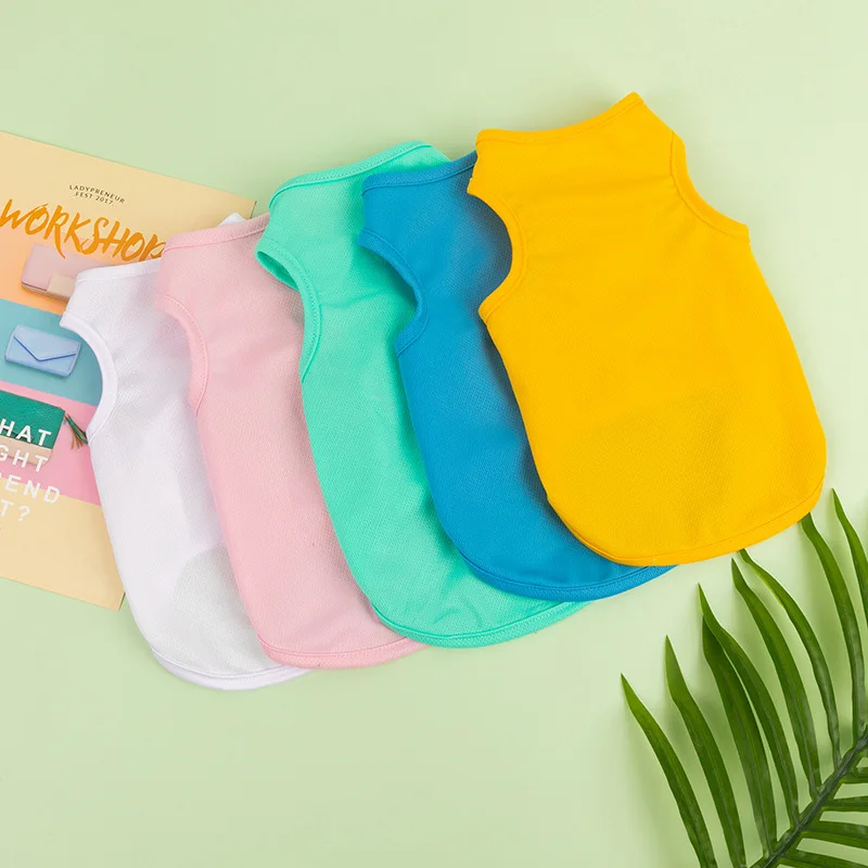 Летняя одежда для щенков Бесплатная доставка жилет кошек и собак карамельных