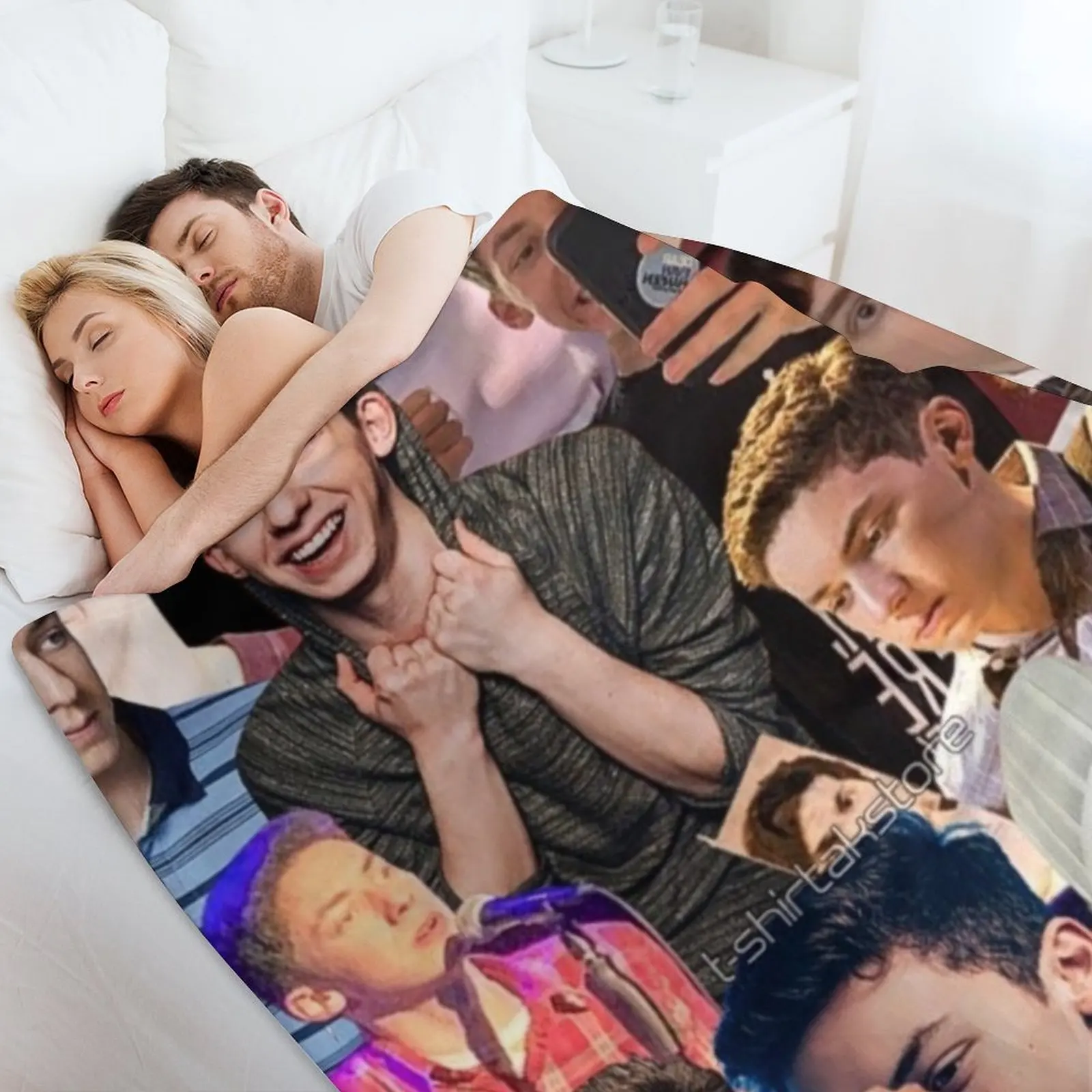 Фотоколлаж Эндрю Барт Feldman Плед