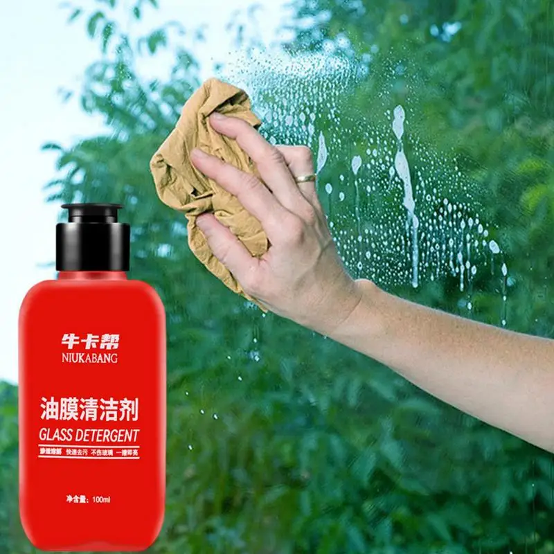 Рисунок 5 - Средство для очистки стекла автомобиля