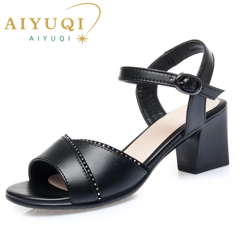 Купи AIYUQI Genuine Leather Women Sandals 2023 Summer New Fashion Open toe Ladies Sandals Mid Heel Rhinestone Dress Sandals Women за 1,813 рублей в магазине AliExpress