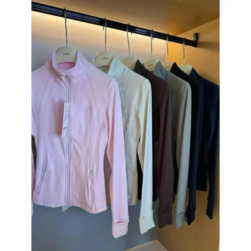 Женская куртка Define для спортзала осенне-зимняя верхняя одежда нейлоновая