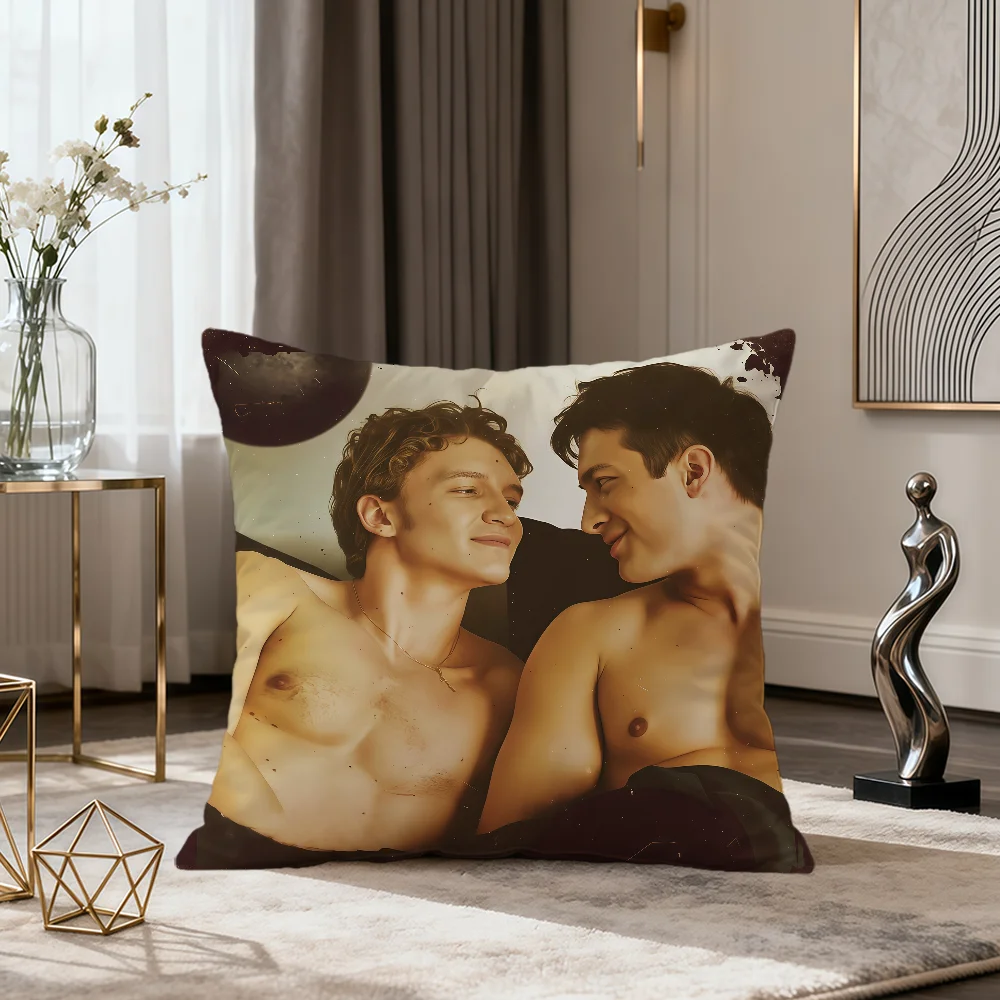 

Чехол для подушки Hogar с принтом Vintage TV series