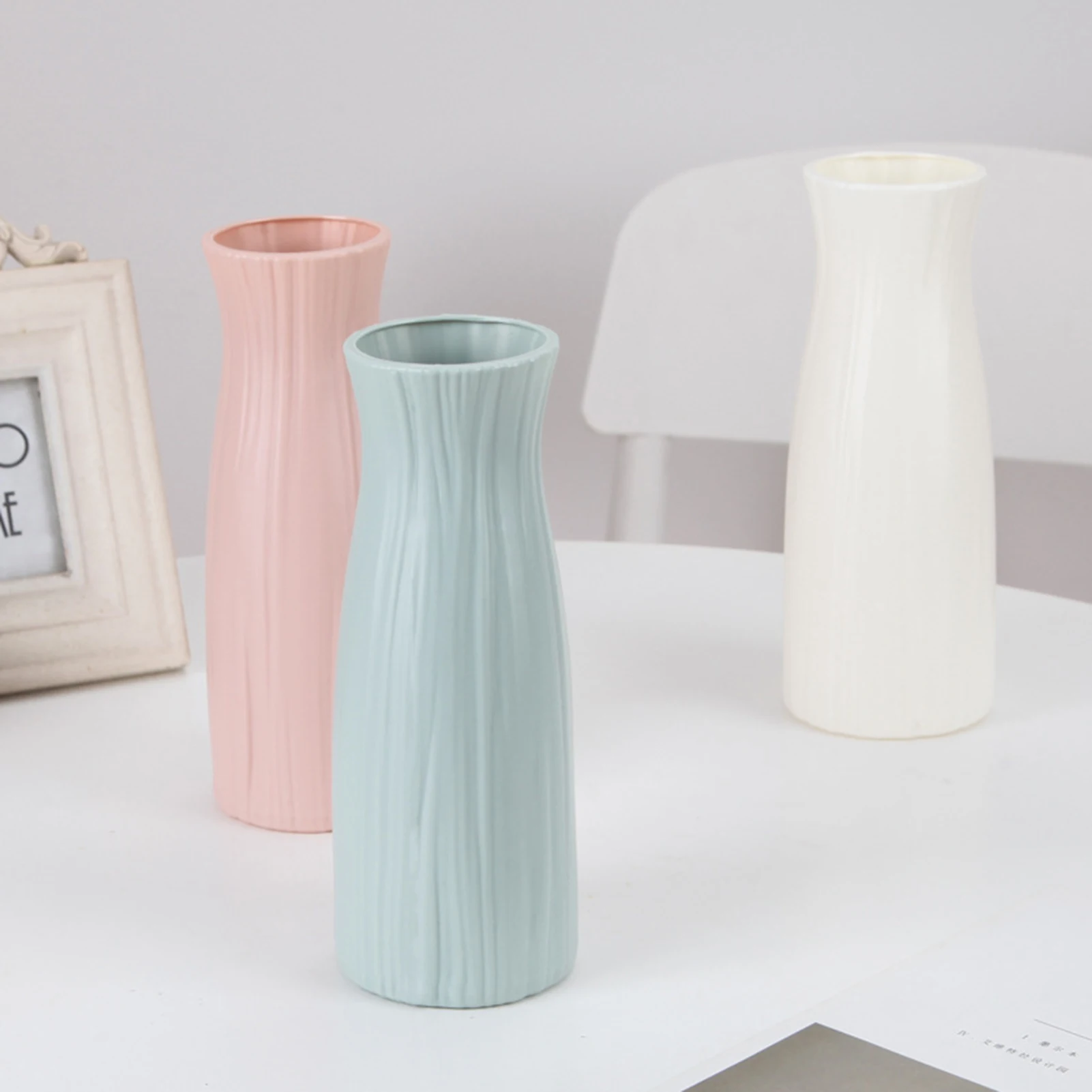 

Nordic Plastics Flower Vase White Pink Plastic Vase Flower Pot Tabletop Charming Vase For Flower Arrangements Home Decoration