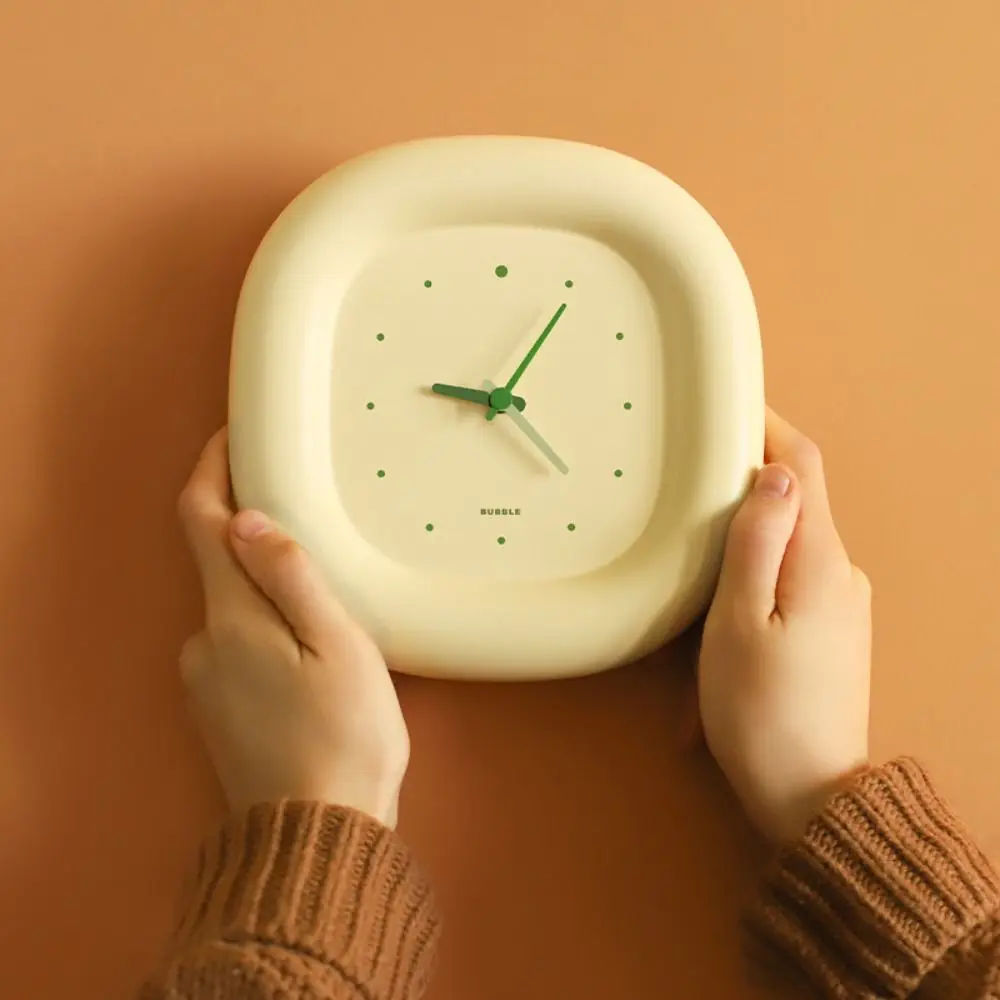 

Portable Home Decor Upright Silent Girl Heart Art Decoration Wall Clock Desktop Ornaments Bubble Clock Desk Clock