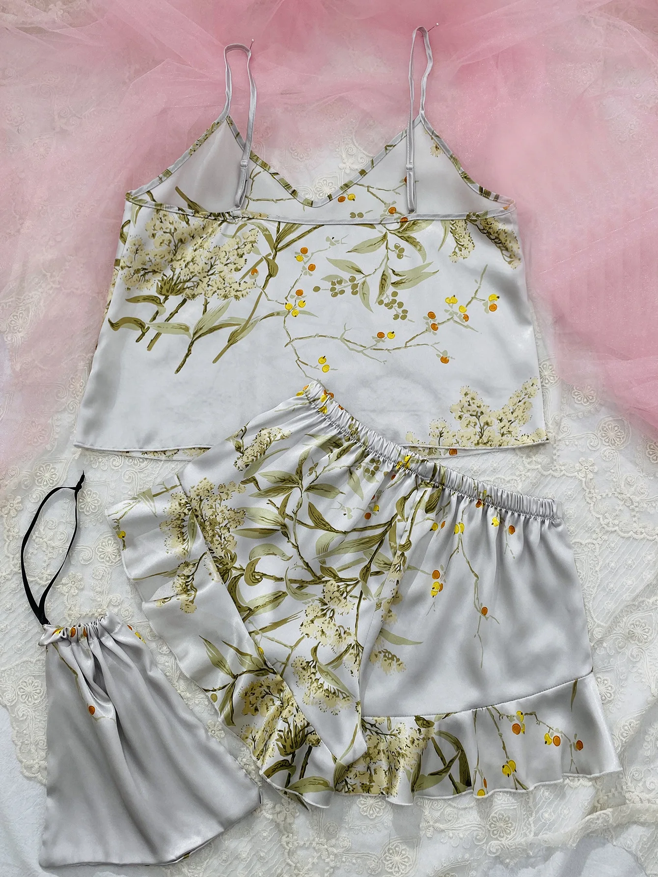 Women's Sleepwear Sexy Lace Satin Floral Pajama Sets Nightwear Sleeveless Tops+Shorts 2 Pcs Sets Pyjama Sets For Women Pijama