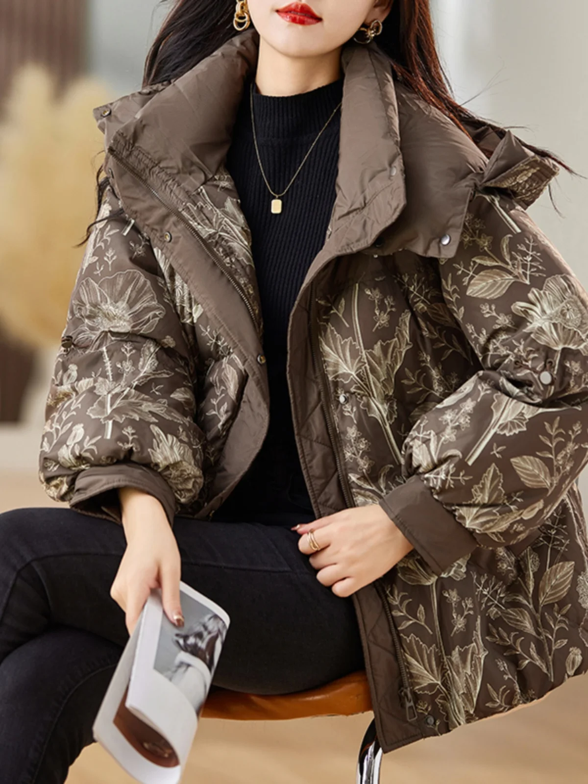 Короткий утолщенный пуховик одежда на хлопковой подкладке пальто очень плотное