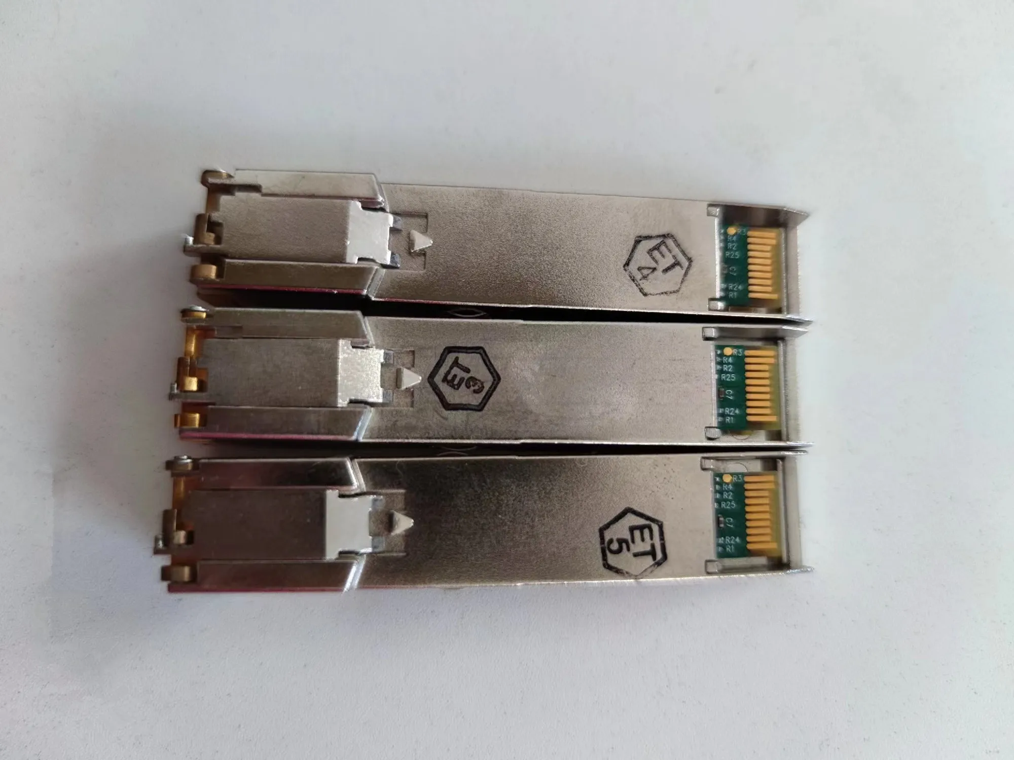 Juniper Gigabit Ethernet SFP-1GE-T RJ45 740-013111 SP7041-M1-JN REV 02 TX 1000Base-T 100m 1000Mbps SFP TO RJ45 Fiber Transceiver