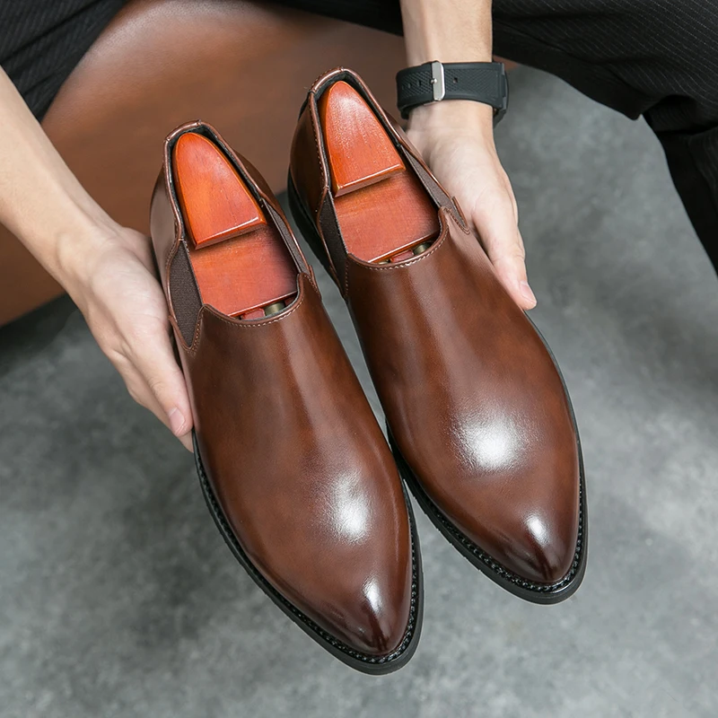 

Daily Classic Loafers Shoes Men PU Slip-on Low Heel Solid Pointed Shallow Mouth Business Formal Banquet Shoes Large Sizes 38-46