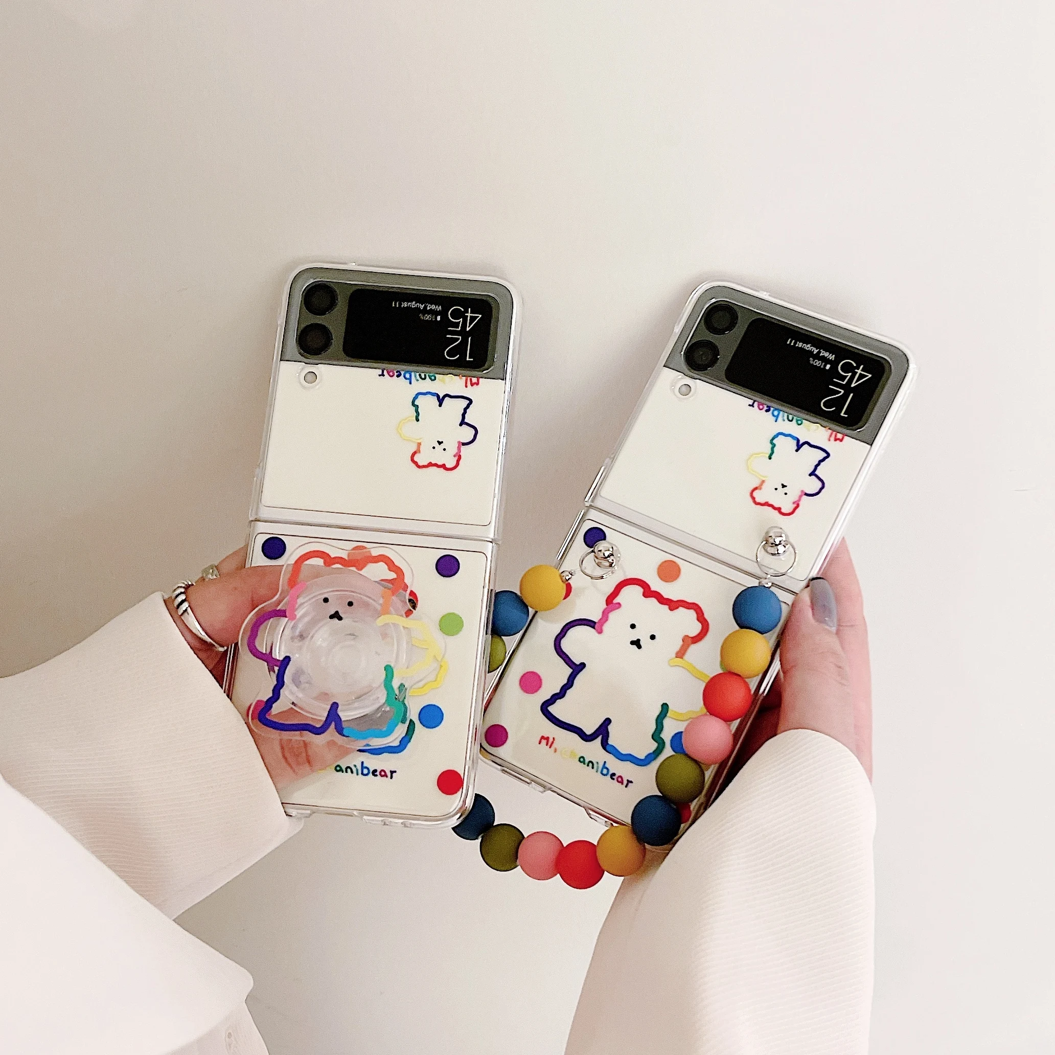 

Cartoon Phone Case For Samsung Galaxy Z Flip 3 4 5G Bracelet Holder Clear Hard PC ZFlip3 ZFlip4 Flip3 Flip4 Transparent Cover