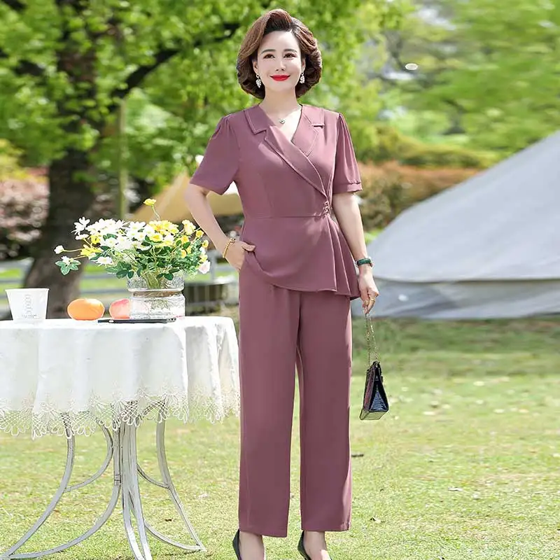 

2022 Mother Summer Short Sleeve T-shirt ops + Pants Middle-aged Women Clothes Two Pieces of Suits Female Age 2 Pieces Set