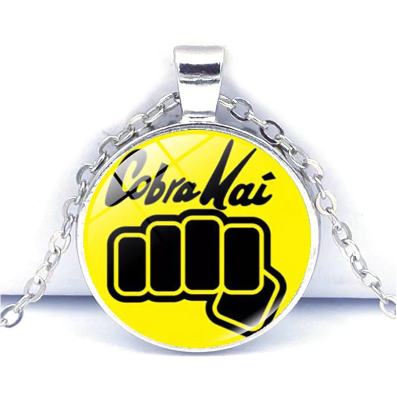 Ожерелье из драгоценных камней Кобра Кай времени серебряная металлическая