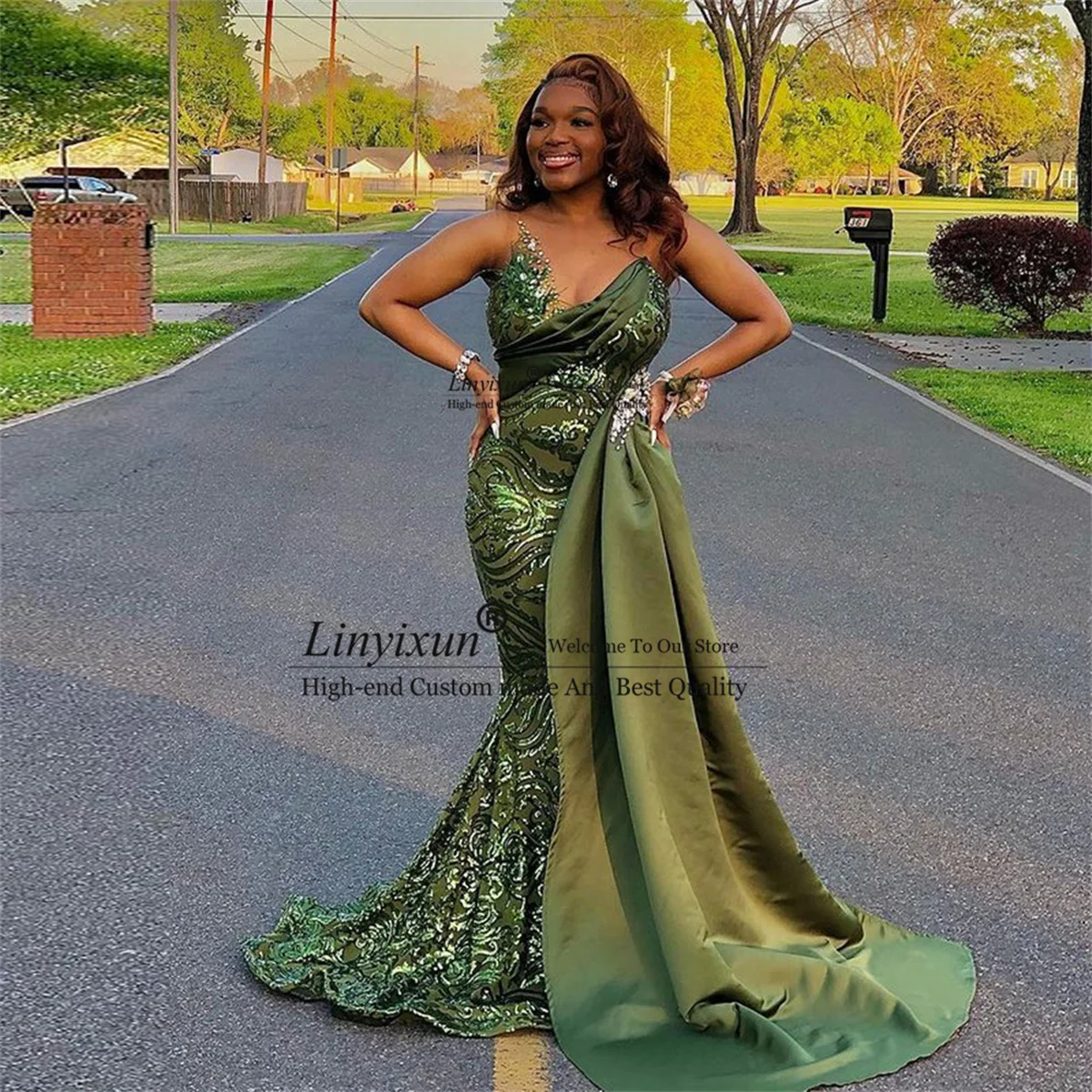 Army Green Overskirts Mermaid Prom Dresses with Detachable Train Appliques Lace Formal Evening Gown Sexy Sleeveless Party Dress