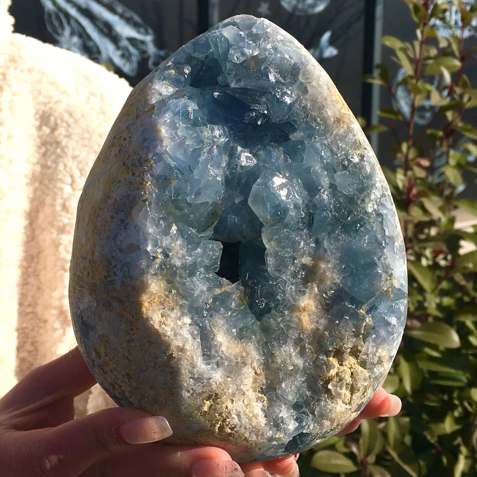 Natural Malagasy Blue Celestite Geode Egg Crystal Energy Healing Home Office Decoration Craft Gifts Mineral Ornaments
