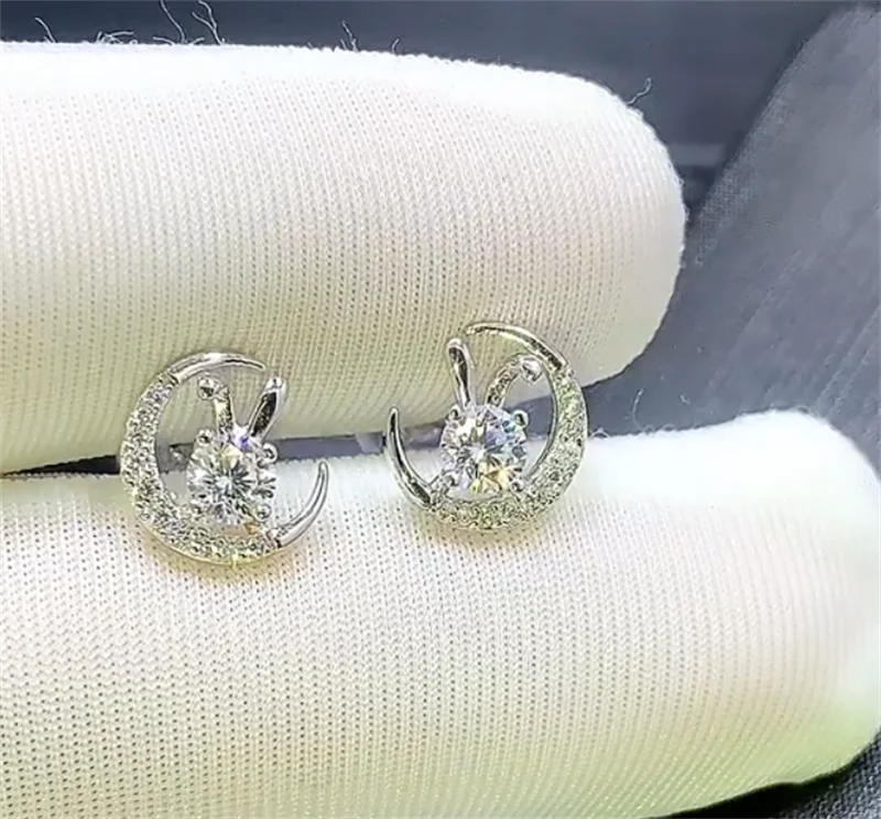 

LIZHU Lefei Fashion Classic Luxury Moissanite Diamond-set Creative Moon Rabbit Earring Charm Women Silver 925 Party Jewelry Gift