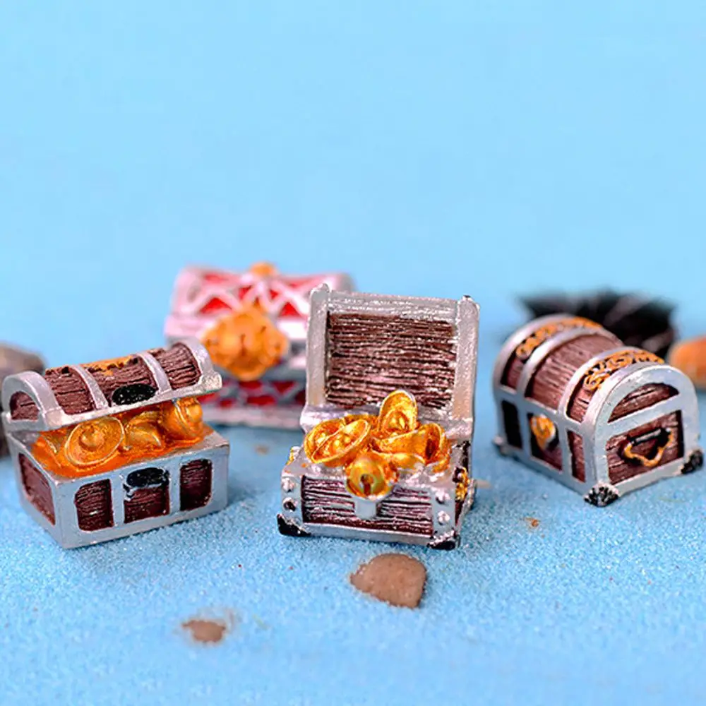 

Mini Treasure Chest Box Antique Creative Fish Tank Aquarium Decoration Landscape Pirate Gold Coins Ornaments Resin Crafts