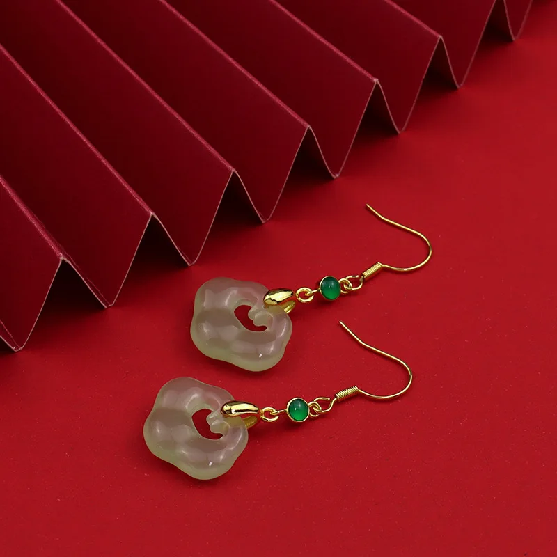 

Серьги в стиле ретро с зеленым нефритом