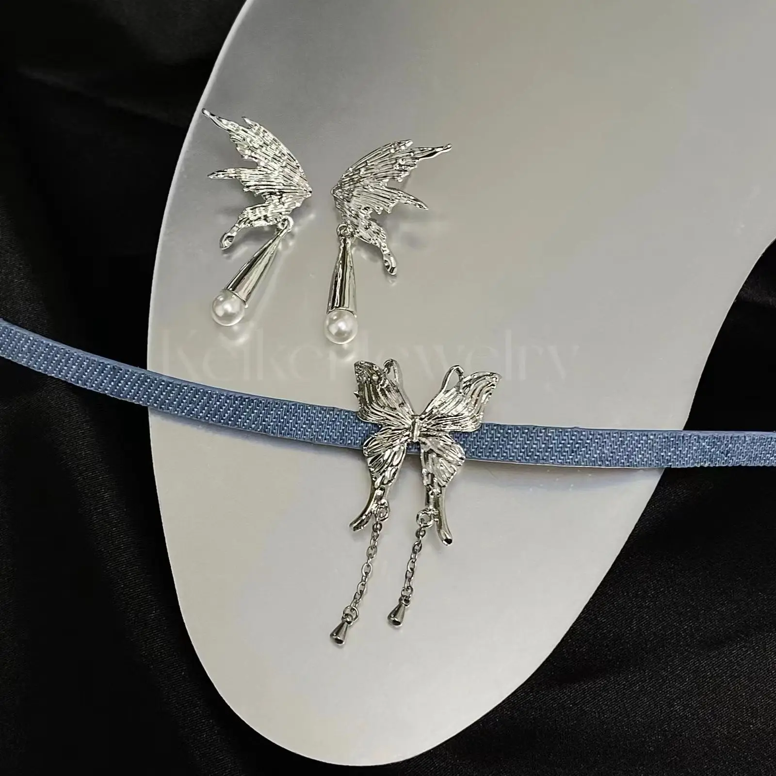 

Hot Girls Metal Butterfly Denim Leather Necklace Water Drop Zircon Wing Earrings Punk Choker Y2k Trendy Jewelry Set For Women