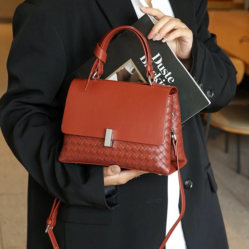 

Real Leather 2023 New Fashion Solid Color Hand-woven Shoulder Crossbody Bag Purses and Handbags Luxury Designer Sac Cc Gg