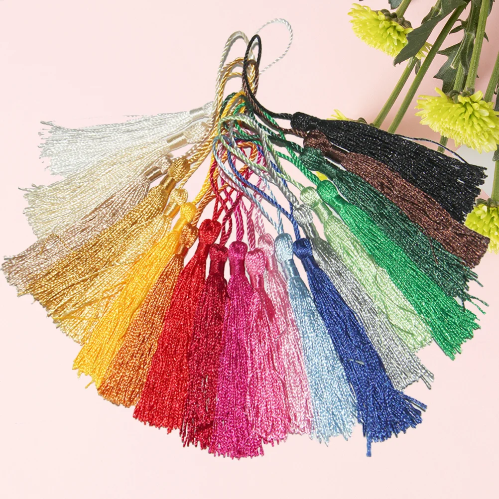 

100pcs Chinese Knot Tassels Pendant with Loop DIY Crafts for Jewelry Making Bookmark Keychain Curtain (Random Color)