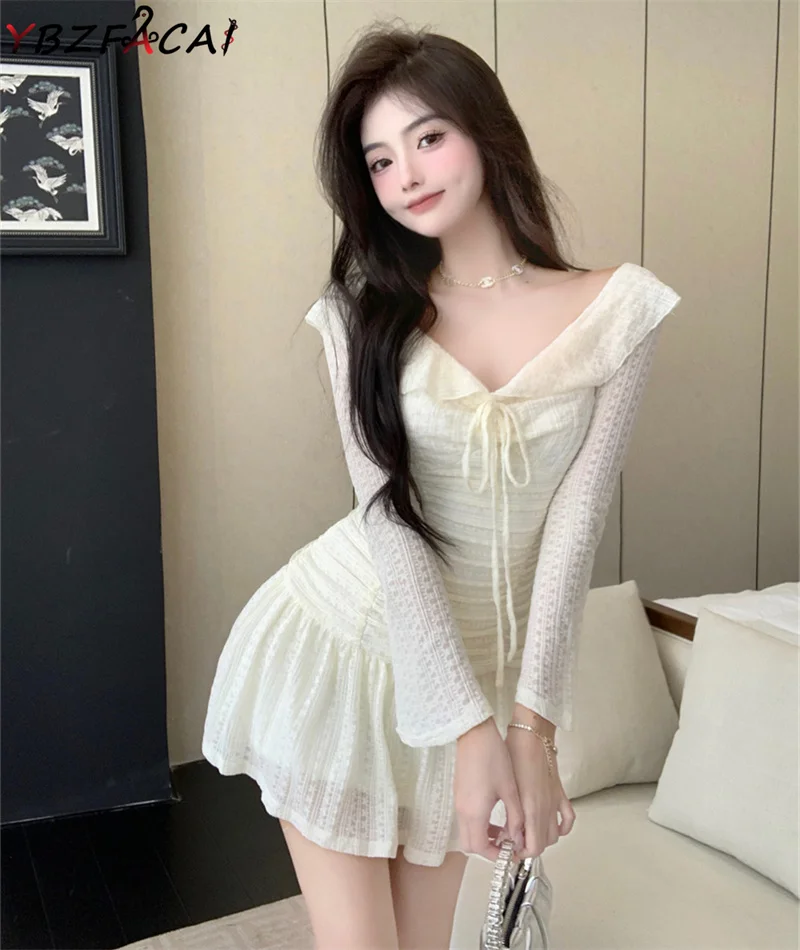 

Sweet Party Mini Dress Ruffled V-Neck Flare Sleeves Ruched High Waist Slim Dress Casual Fashion A-Line Dress Autumn Student Wear