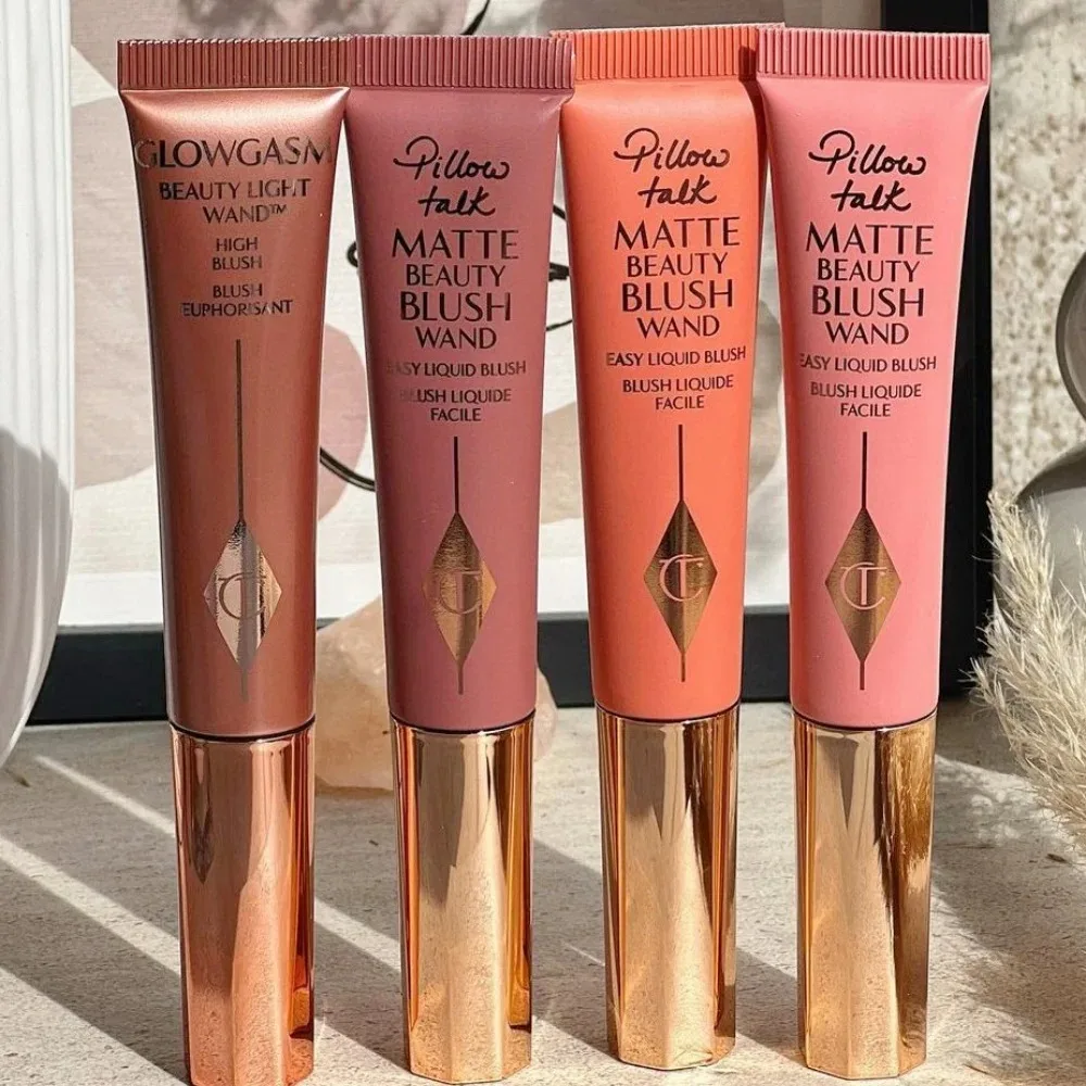 Фото Жидкий контурный карандаш Charlotte Tilbury Featherlight&Serum Foundation, сияющие кремовые румяна, бархатистая водостойкая гладкая легко наносимая косметика №2