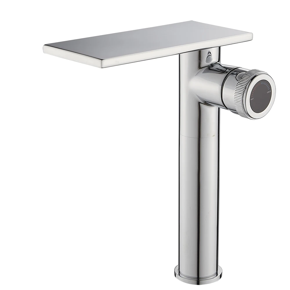 

Керамический палубный смеситель для раковины Bakala черный