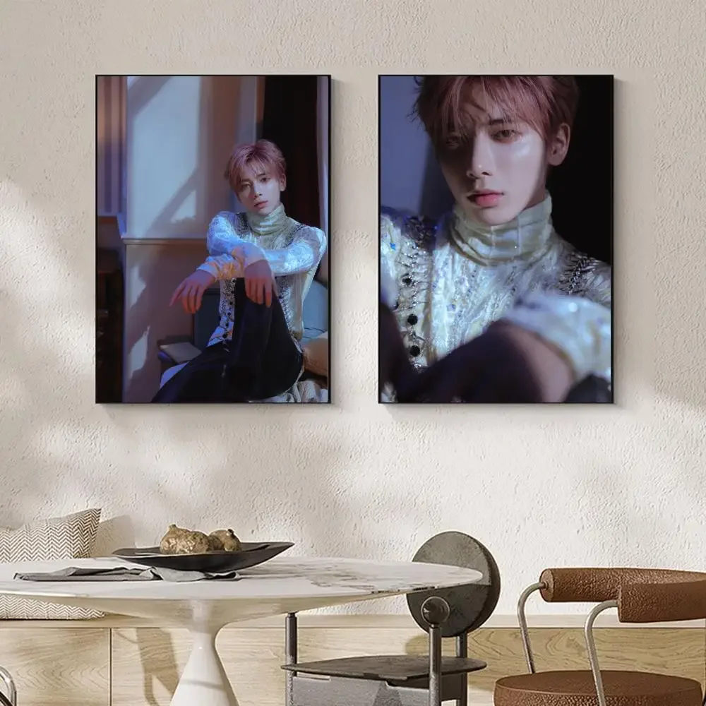 Настенная наклейка TOPTOY TXT Taehyun