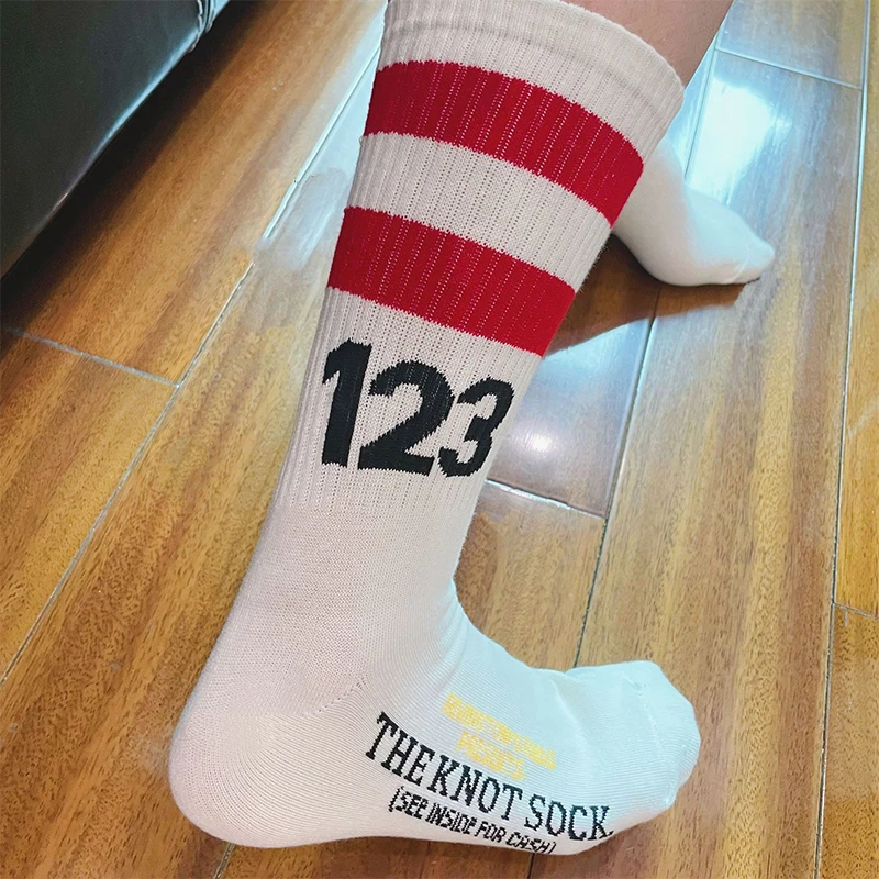 

Fashion Women and Men Letter Socks Cotton Breathable Sports Cycling Sock Running Fitness Long Socks Streetwear Cool Numbers Sock