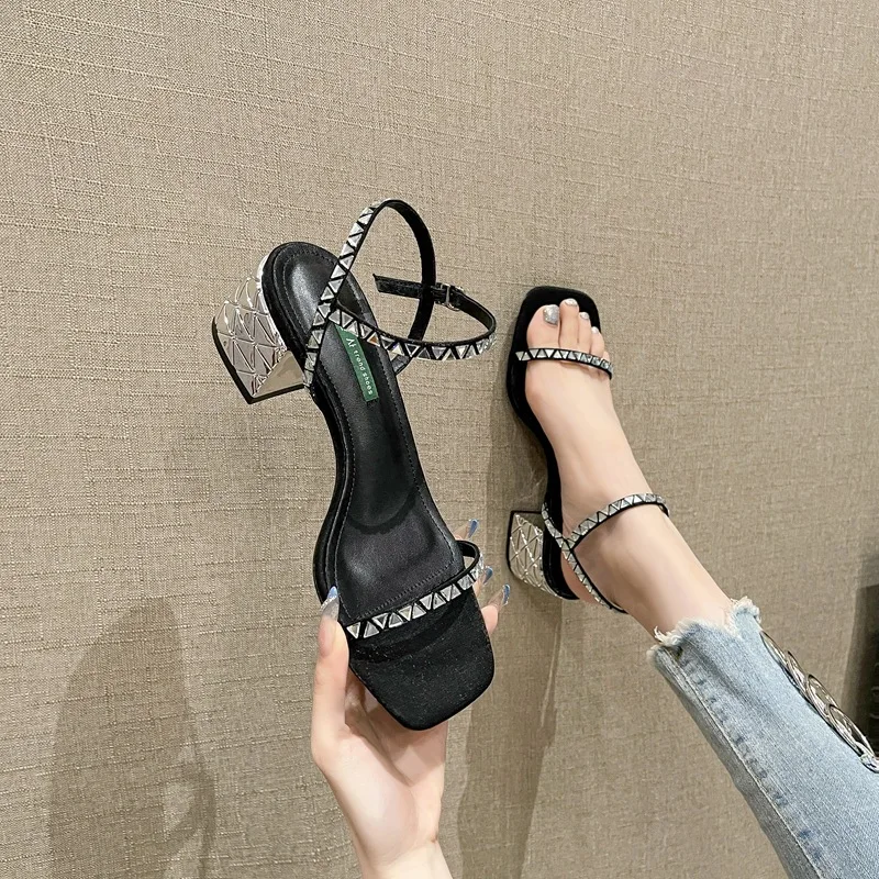 

Женские Босоножки на каблуке, бежевые универсальные Босоножки с открытым носком и ремешком с пряжкой, черные туфли с открытым носком, 2022