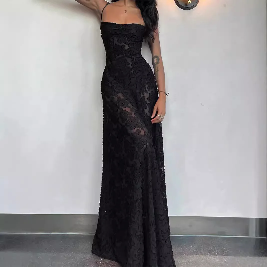 Женское Новое сексуальное платье черное прозрачное на бретелях с открытой