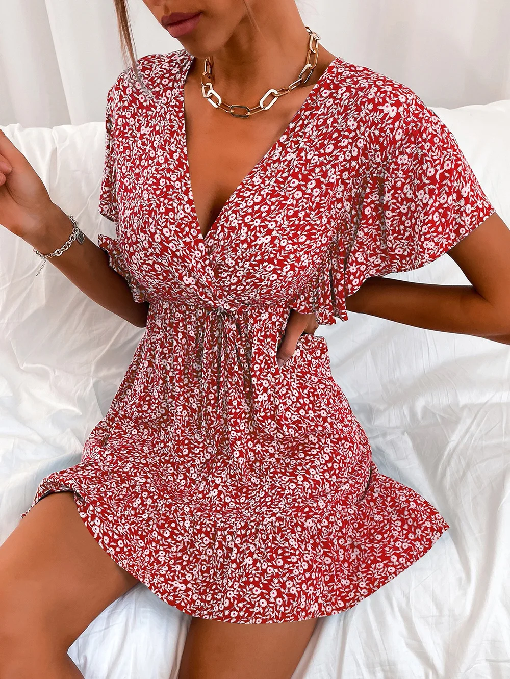

Mini Dress Women Summer Floral Ruffles Sleeves Chiffon Dress Ladies V-neck Beach Sundress Female Short Sleeve Beach Vestidos