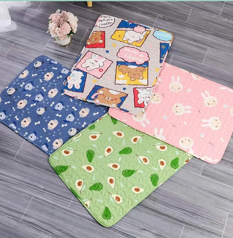 

Dog Color Striped Sleeping Pad Indoor Small Dog Cute Square Cat Sleeping Pad Breathable Multi-size All Seasons