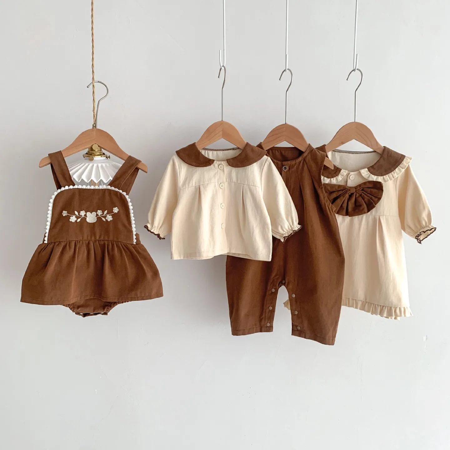 

Autumn Boy Baby Solid Suspenders Jumpsuit Girl Infant Embroidery Flower Bodysuit Dress Kid Casual Shirt Toddler Bow Cotton Dress