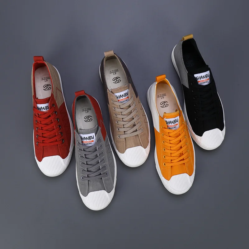 2023 Spring Fashion Red Men's Skateboading Shoes Breathable Men Vulcanized Sneaker Lace-up Men Canvas Shoes Zapatillas Hombre