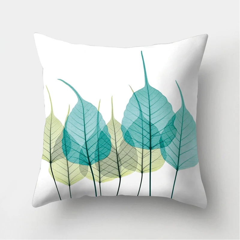 Квадратная декоративная подушка с цветочным принтом |