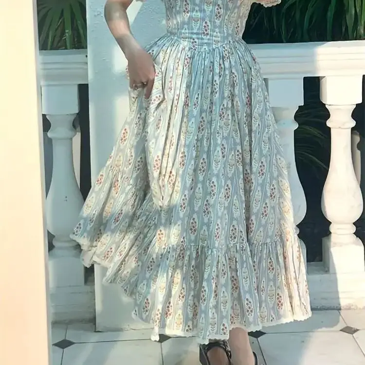 Женское облегающее платье макси с цветочным рисунком