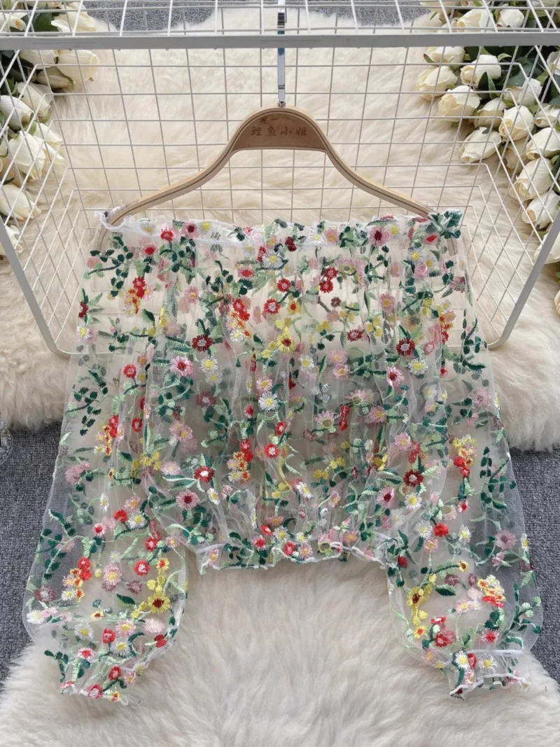 Женская модная блузка 2024 блестящая летняя с открытыми плечами и