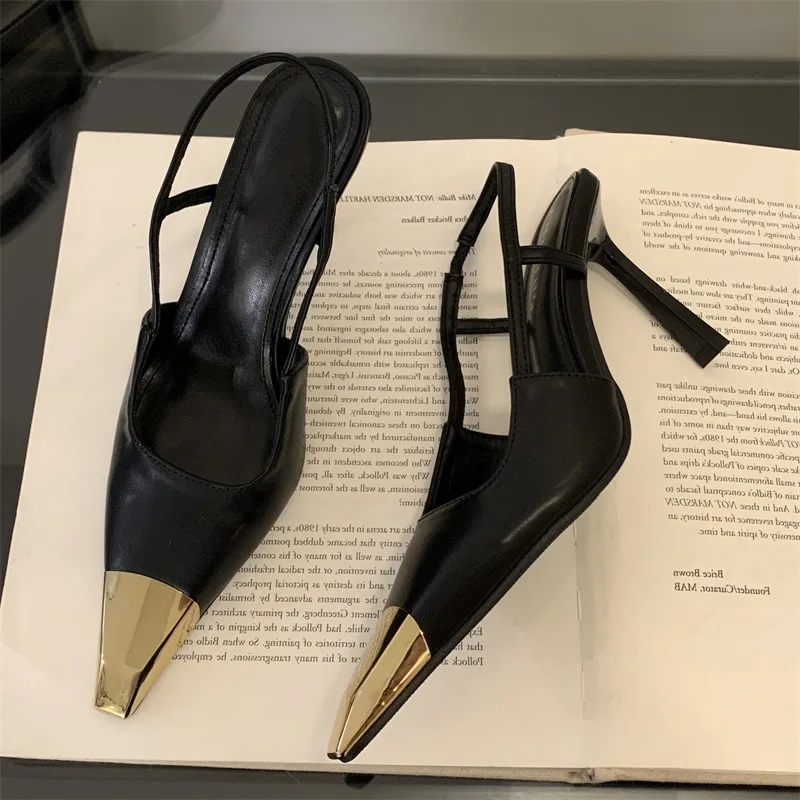 Aneikeh 2025НОВАЯ весенне-осенняя женская обувь с металлическими украшениями из