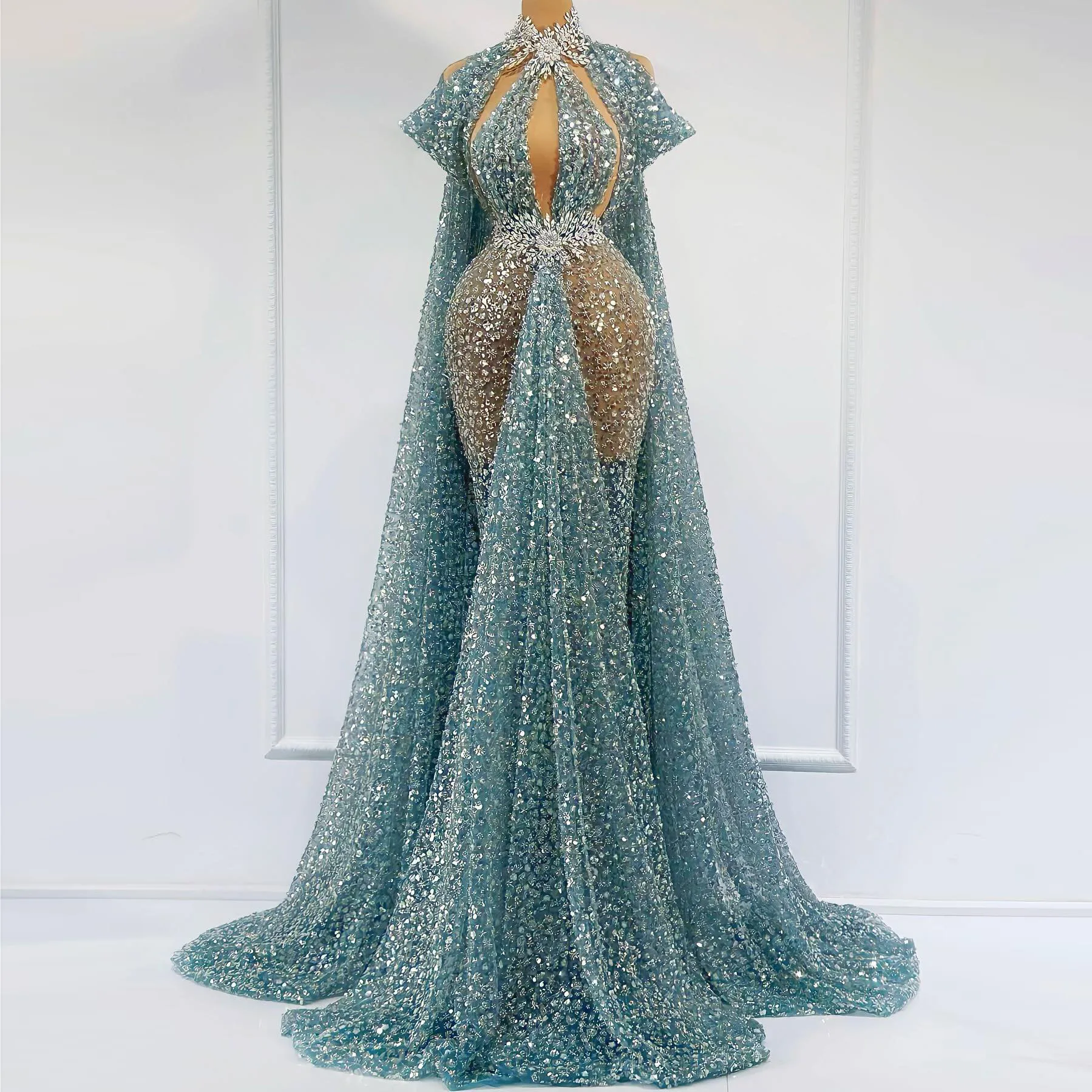 

Luxury Beading Dubai Blue Evening Dresses with Cape Shawl Arabic Women Wedding Party Formal Gowns Glitter Tulle Prom Dress 2023