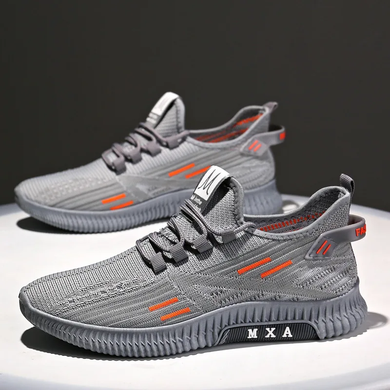 2022 Sports Men's Shoes Summer Breathable Mesh Running Shoes Good Match Casual Sneakers Lightweight Flying Woven Footwear Wholes