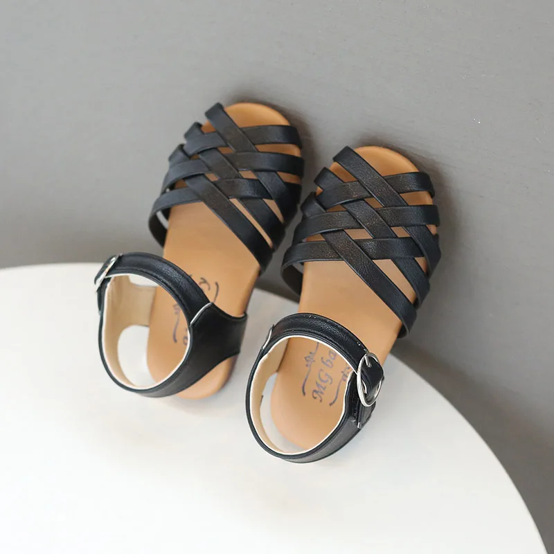 Сандалии для девочек Новинка лета 2023 детская пляжная обувь с открытым носком и